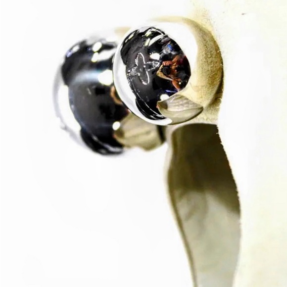 🔥🔥SIMPLY GORGEOUS🔥🔥LOUIS VUITTON🔥🔥🔥🔥 - Picture 8 of 15